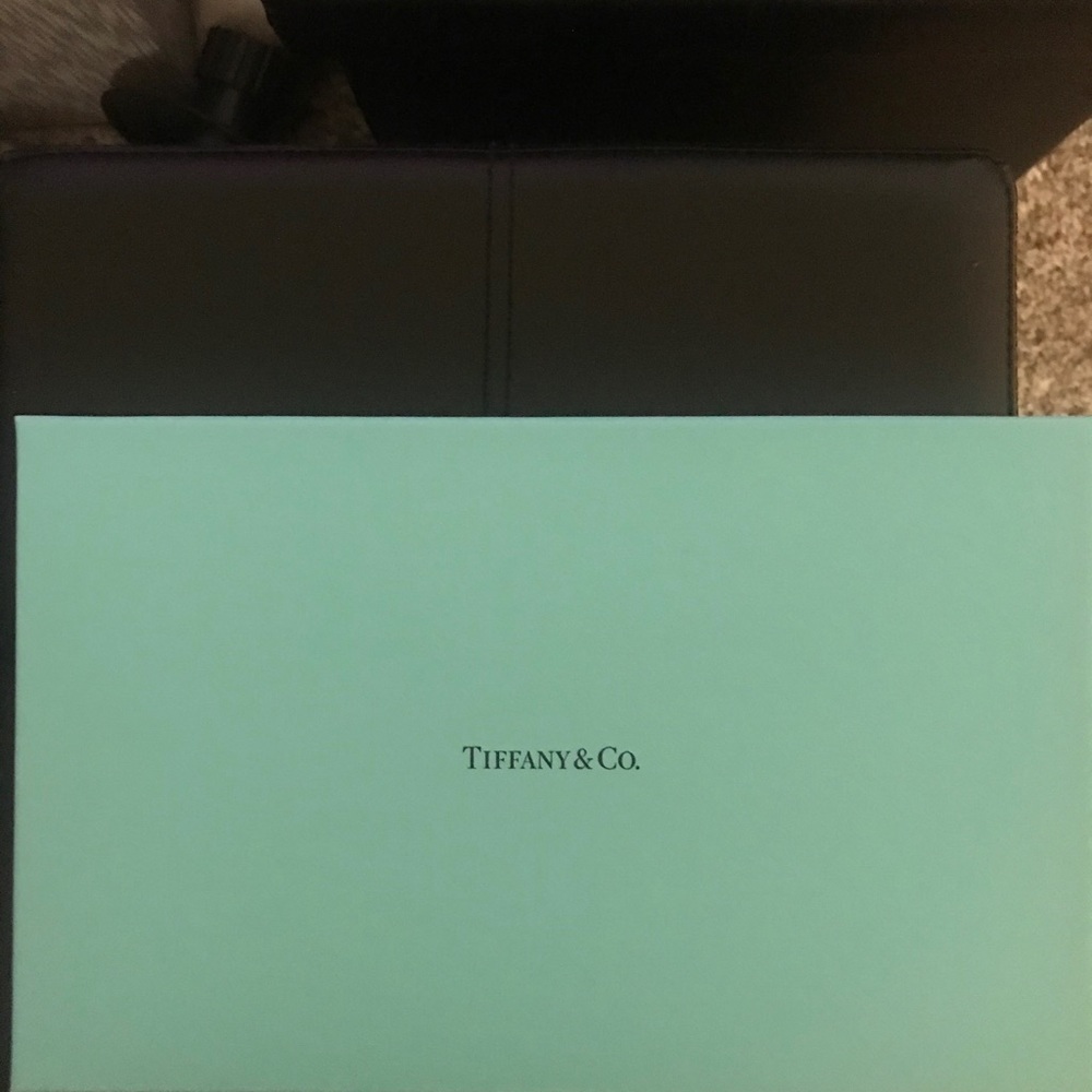 Tiffany Co. New box.  Perfect fit for 2 coffee mugs.